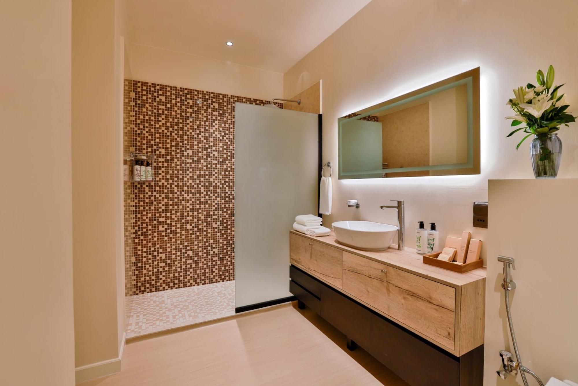 Cloud 7 Residence Alula Ал Ула Екстериор снимка