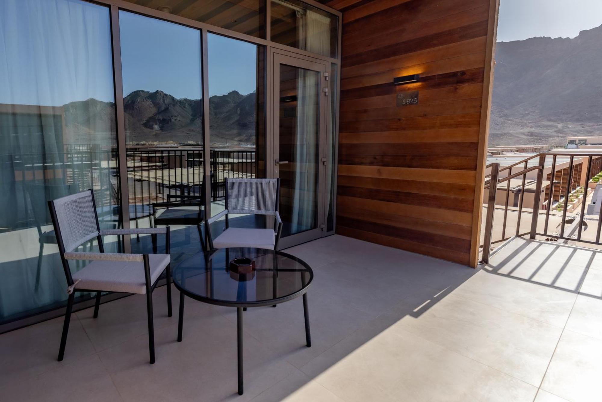Cloud 7 Residence Alula Ал Ула Екстериор снимка