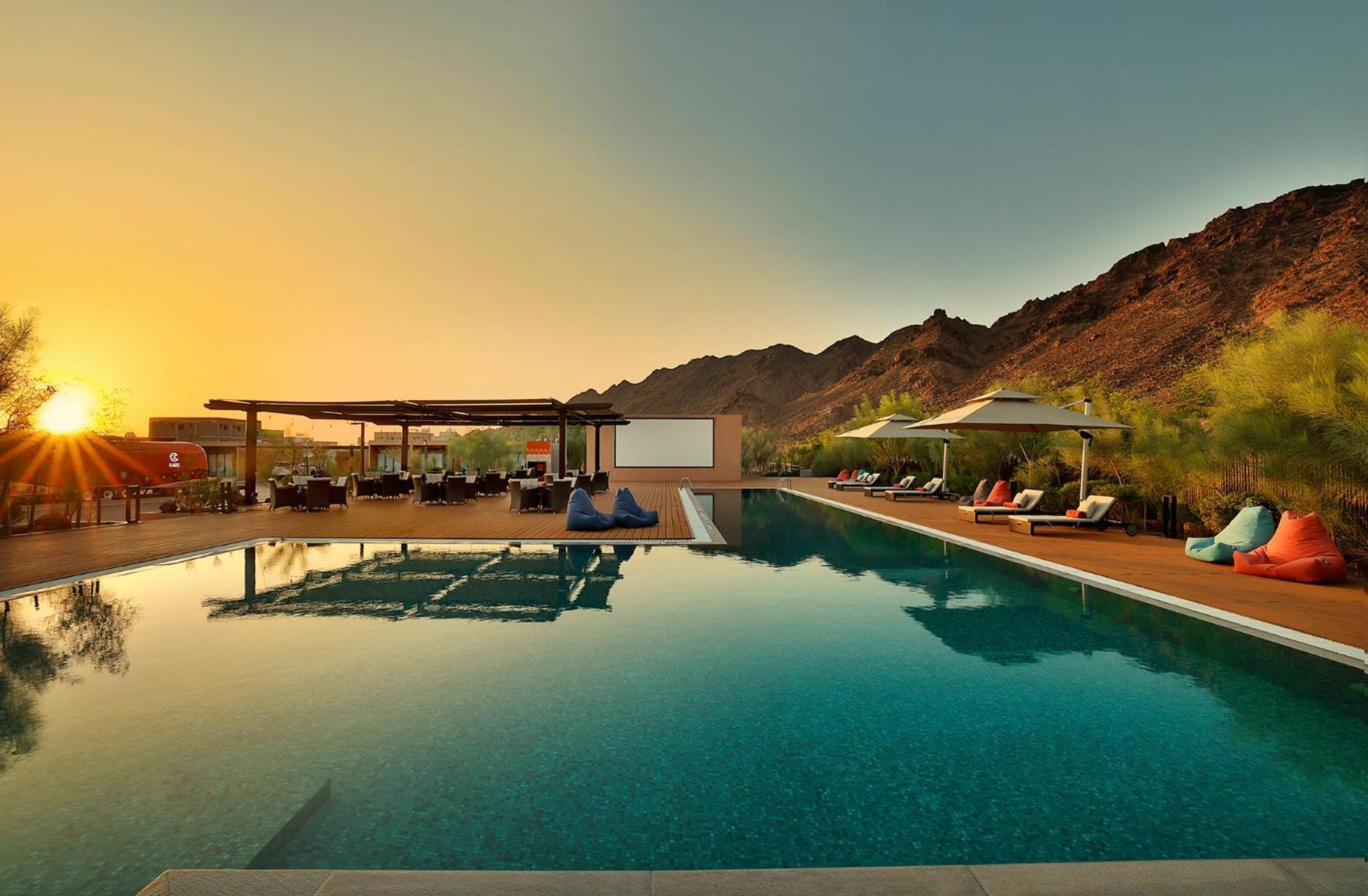 Cloud 7 Residence Alula Ал Ула Екстериор снимка